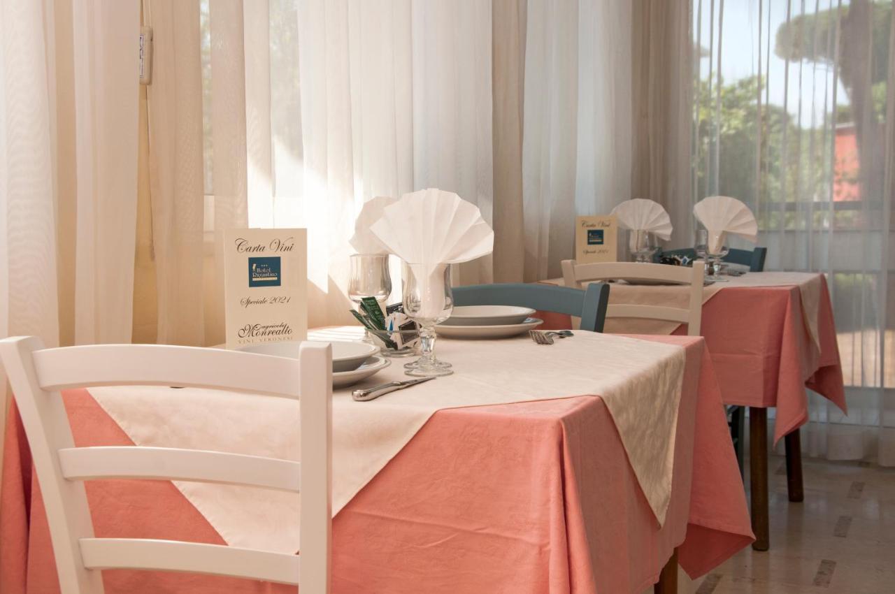 Hotel Rugantino Cesenatico Buitenkant foto
