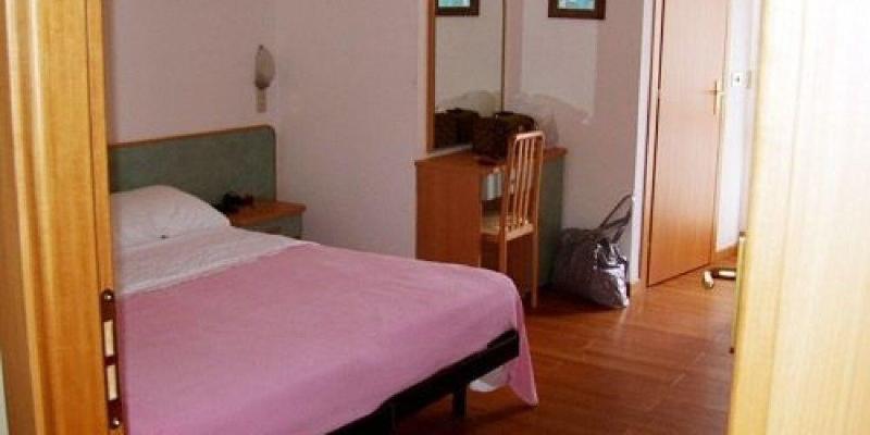 Hotel Rugantino Cesenatico Buitenkant foto