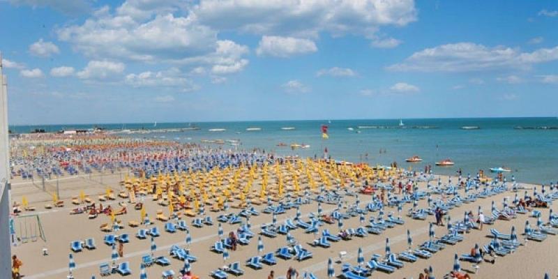 Hotel Rugantino Cesenatico Buitenkant foto