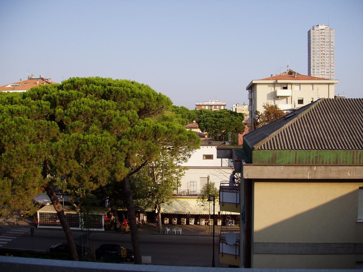 Hotel Rugantino Cesenatico Buitenkant foto